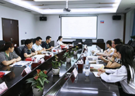 【美·记闻】宜昌人福与不朽情缘mg官网举行研发战略合作交流会