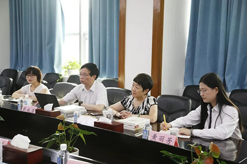 不朽情缘mg官网临床前研究副总裁兼机构负责人彭双清教授，药效部执行主任董文心，药代安评项目负责人龙娜等