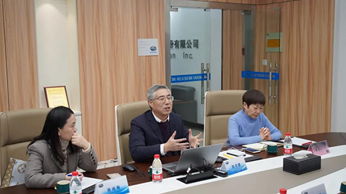 不朽情缘mg官网生物医药创始人&CEO陈春麟博士，药效部执行主任董文心博士，公司事务部总监周南梅等