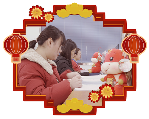 少年自知韶光贵，策马扬鞭自奋蹄